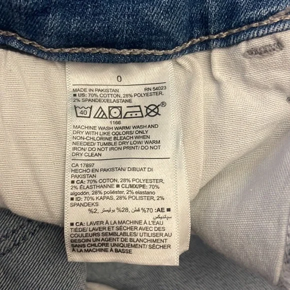 Old Navy Rockstar Super Skinny jeans - Picture 6 of 6